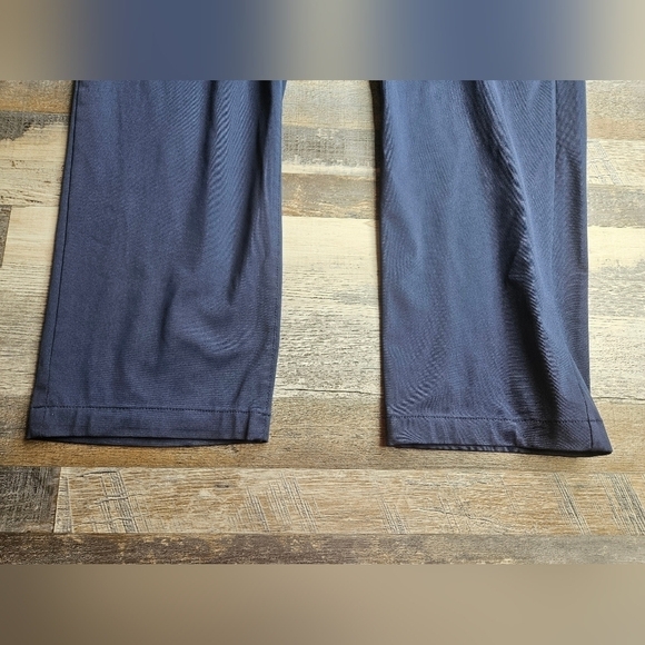 Rhone Men's Cummuter Pant Classic Navy Blue 38x31 Style 100036 - Picture 4 of 11